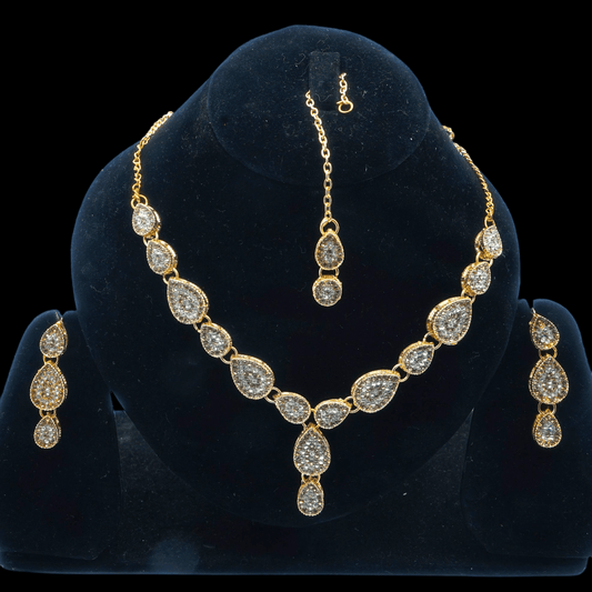AD Style Golden Zircon Party Set with Bindia
