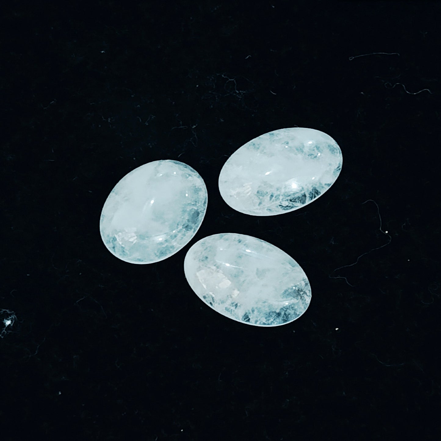 Pearl of Najaf (Dur E Najaf), Eye Clean Stone