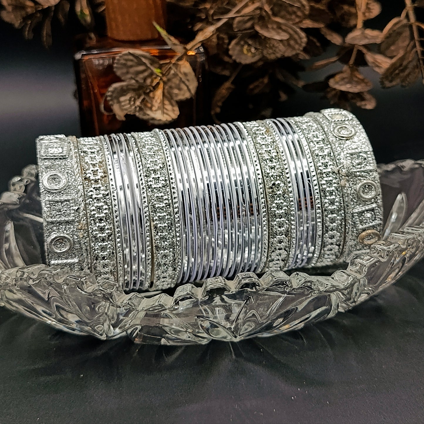 Fancy Metal Plain Chori set.