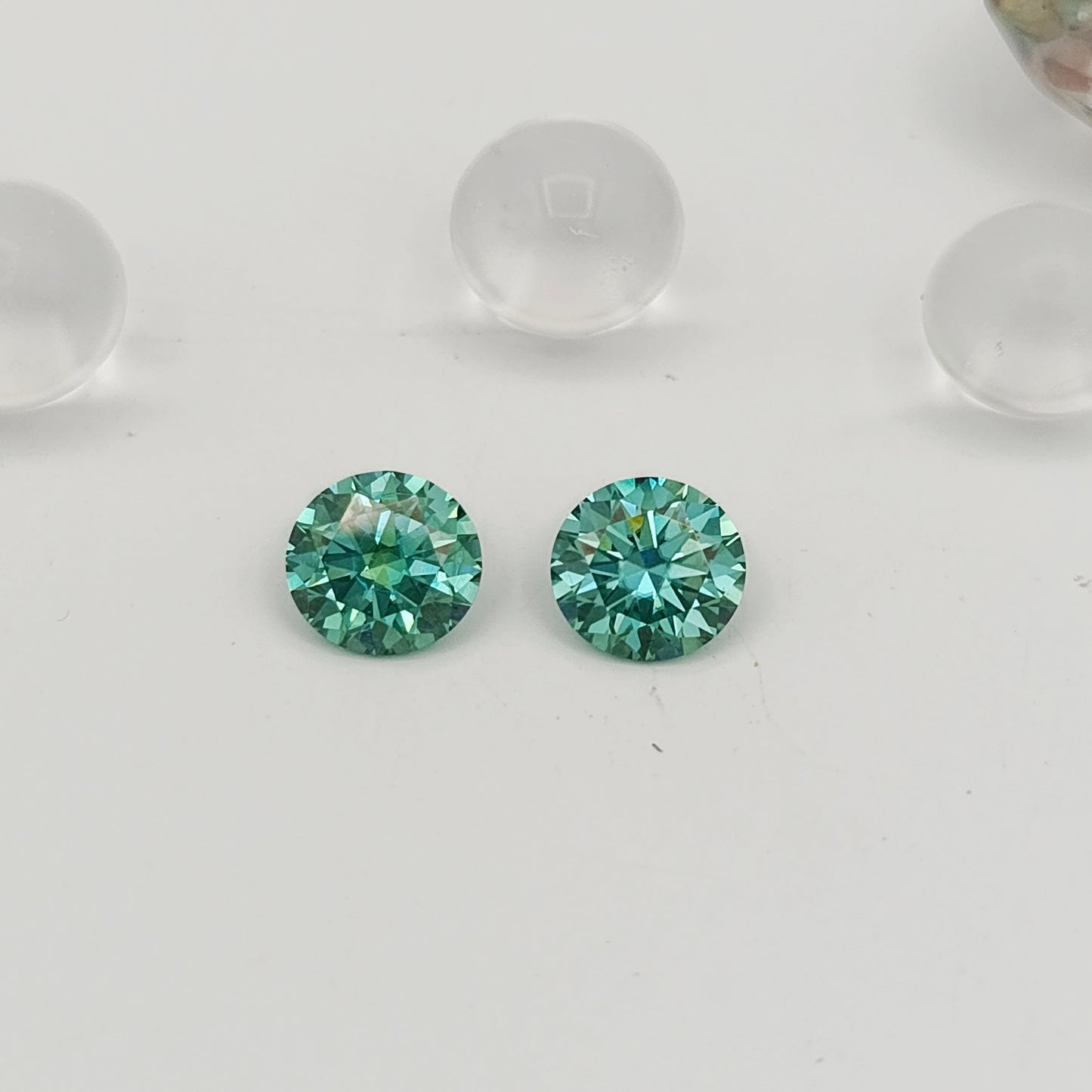 3 Carats Greenish Blue Mossonite Stones