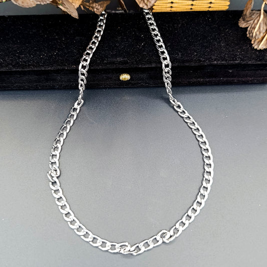Small Figaro Chain Silver