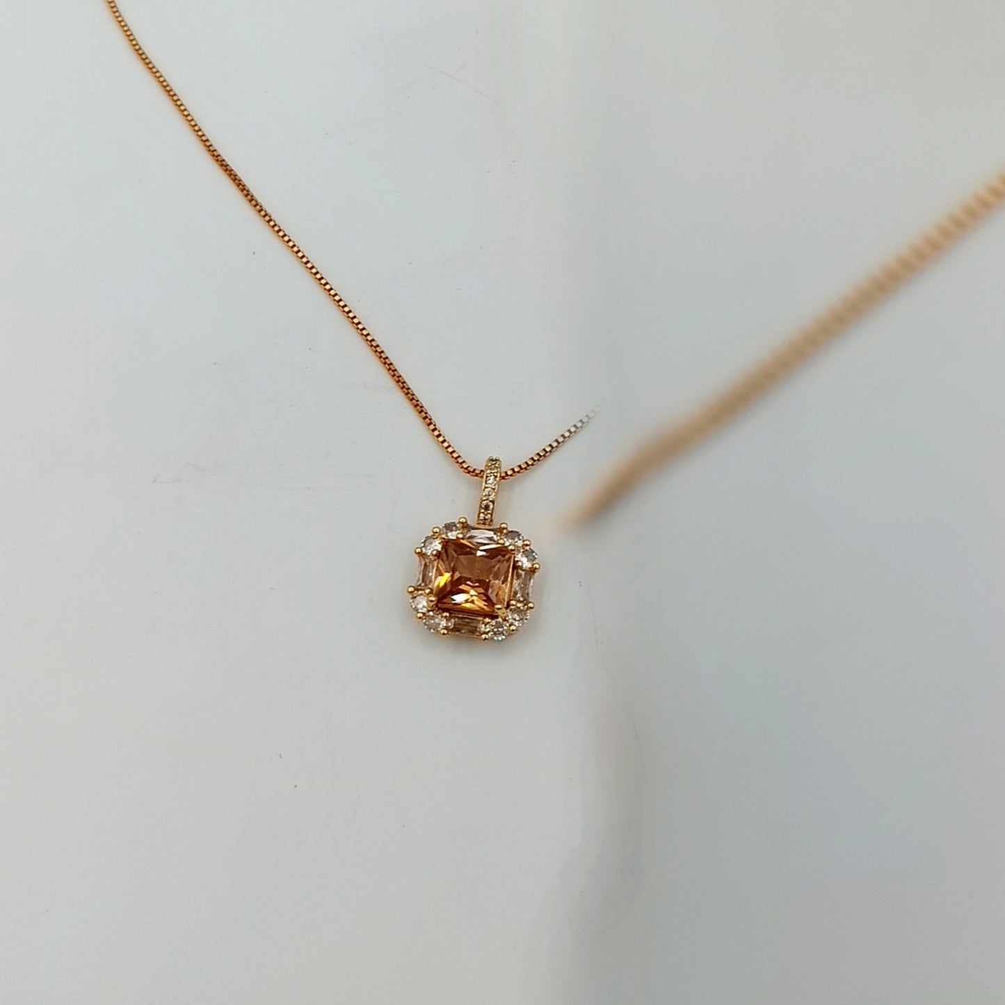 2k Zircon Locket - Champagne